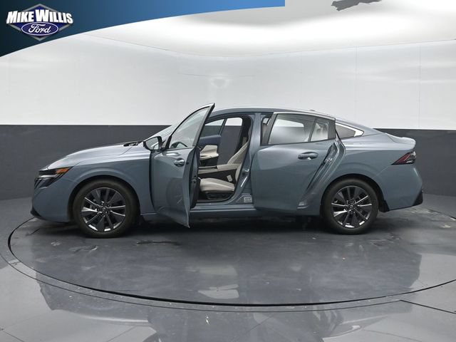 Used 2026 Nissan Sentra SL w/ Floor Mat Package FWD image 28