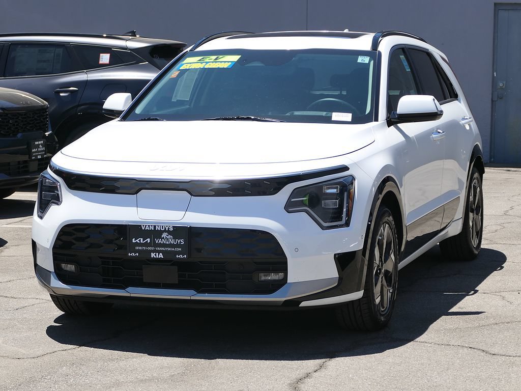 Used 2023 Kia Niro Wave FWD image 6