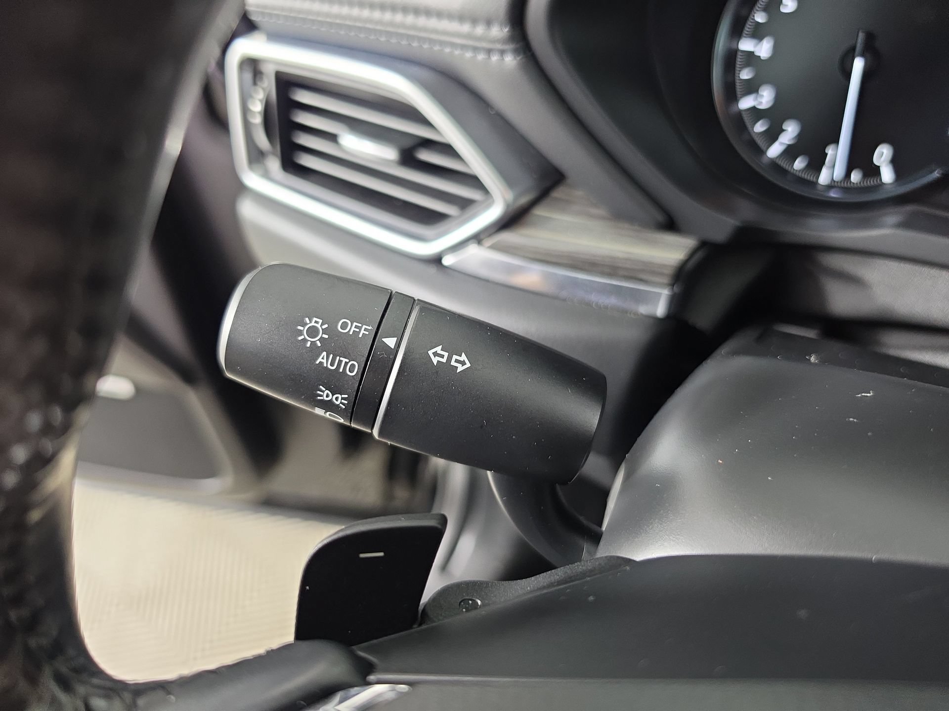 Used 2022 MAZDA CX-5 AWD 2.5 S w/ Premium Package image 24