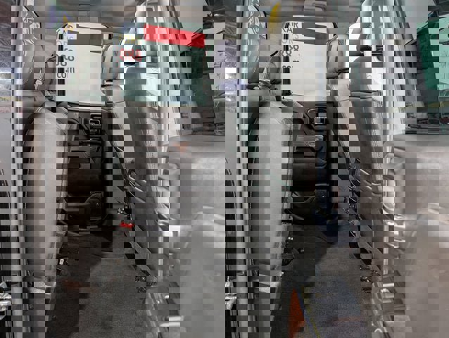 Used 2018 GMC Sierra 2500 SLT w/ Snow Plow Prep Package image 27