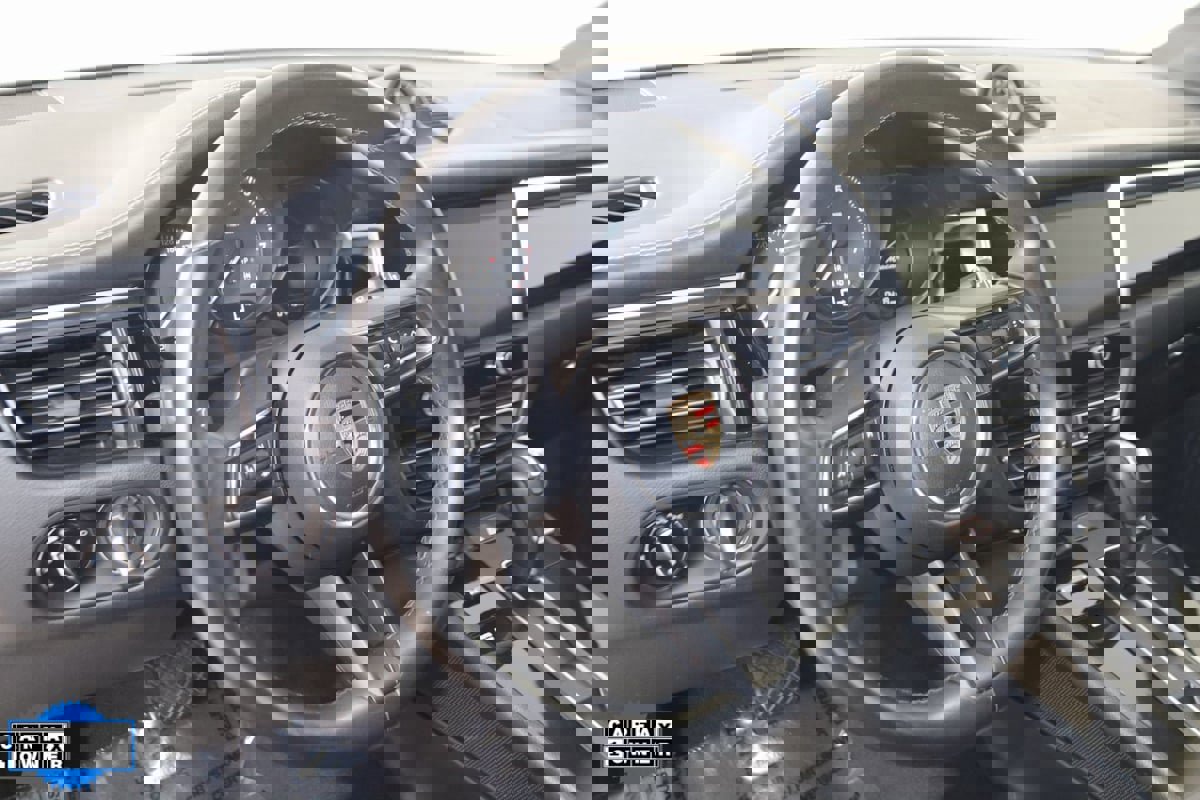 Used 2022 Porsche Macan image 6