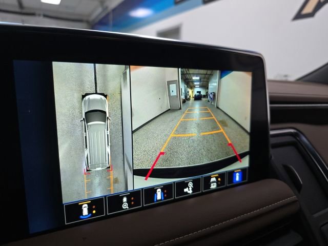 Used 2024 Chevrolet Suburban High Country image 28