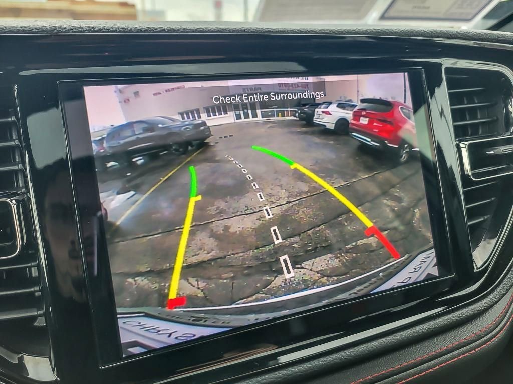 Used 2023 Dodge Durango GT image 18