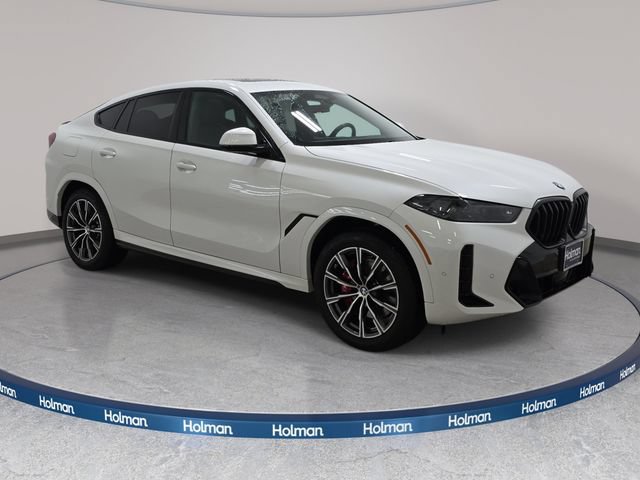 Used 2024 BMW X6 xDrive40i w/ Premium Package AWD/4WD image 4