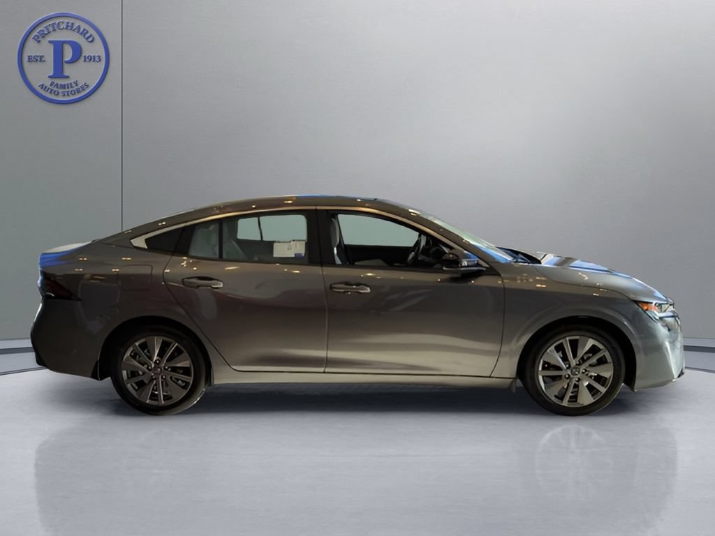 New 2026 Nissan Sentra SL w/ Floor Mat Package FWD image 8
