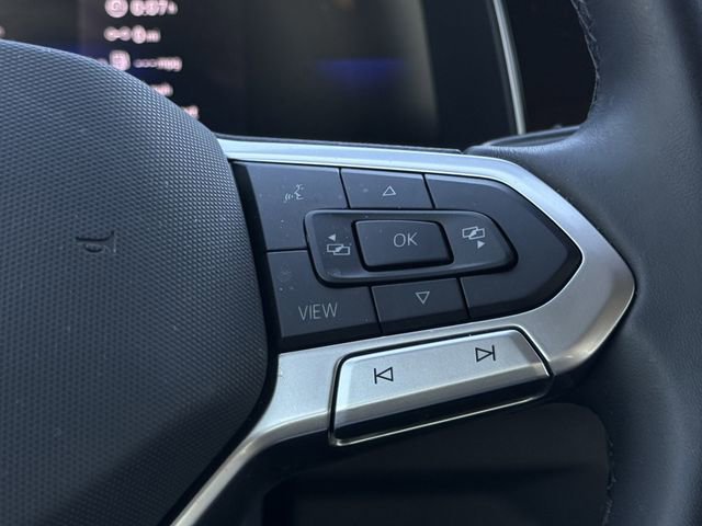 Used 2025 Volkswagen Jetta SE image 12