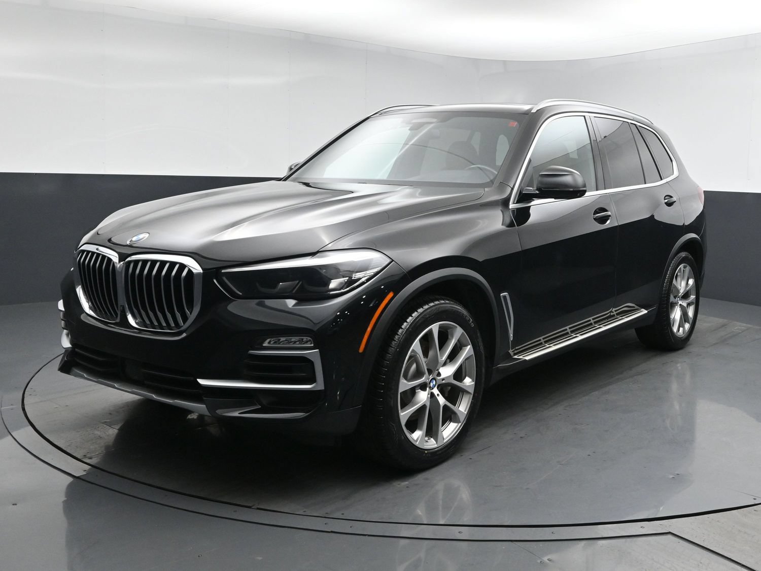 Used 2021 BMW X5 xDrive40i w/ Premium Package AWD/4WD image 21