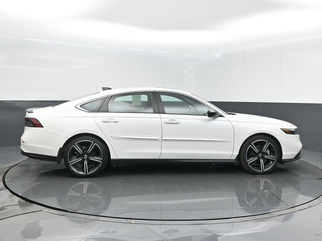 Used 2024 Honda Accord Sport image 25