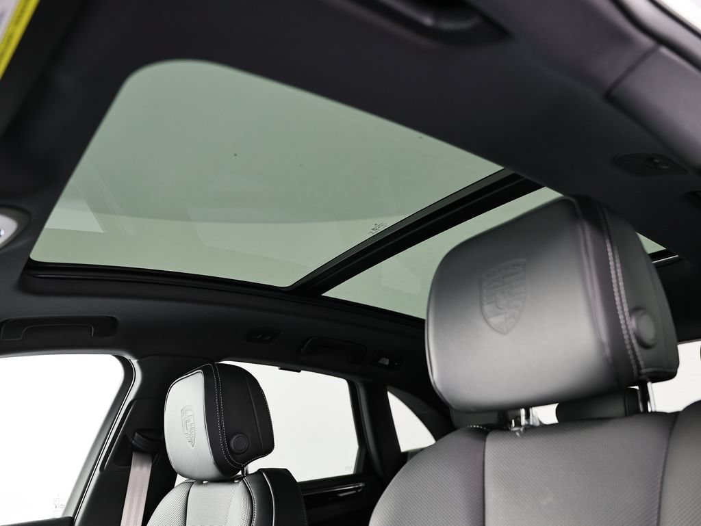 New 2026 Porsche Macan S AWD/4WD image 22