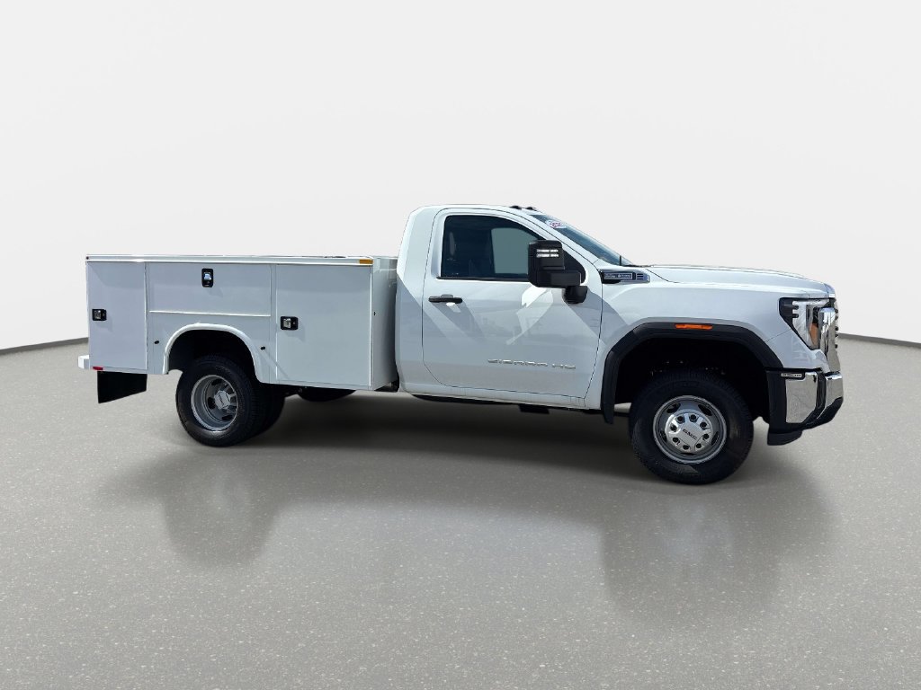 Used 2025 GMC Sierra 3500 Pro w/ Convenience Package AWD/4WD image 3