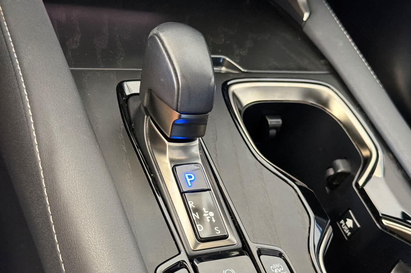 Certified 2025 Lexus RX 450h AWD w/ Convenience Package image 24