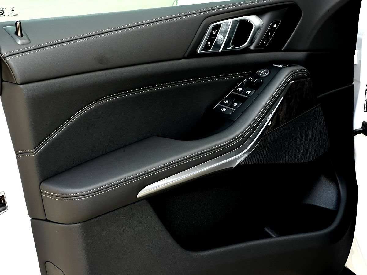 New 2026 BMW X5 xDrive40i AWD/4WD image 11
