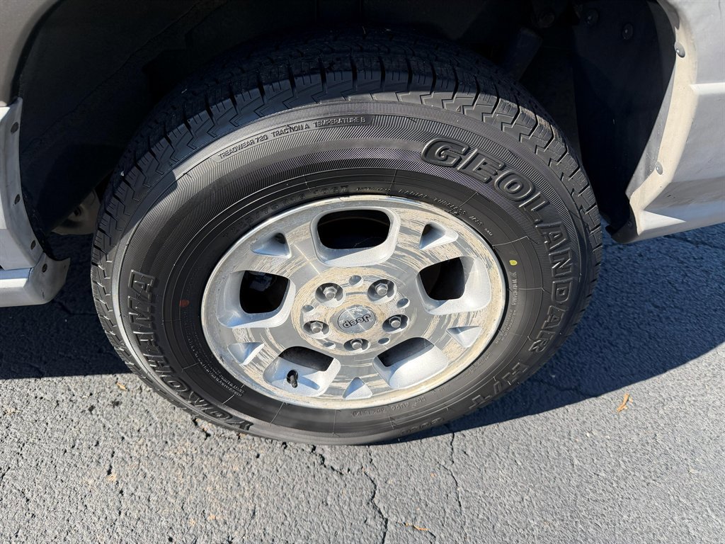 Used 2000 Jeep Grand Cherokee Laredo image 23