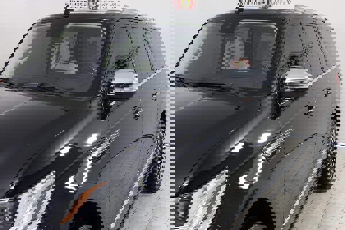 Used 2020 Lincoln Navigator L Black Label w/ Cargo Convenience Package image 53