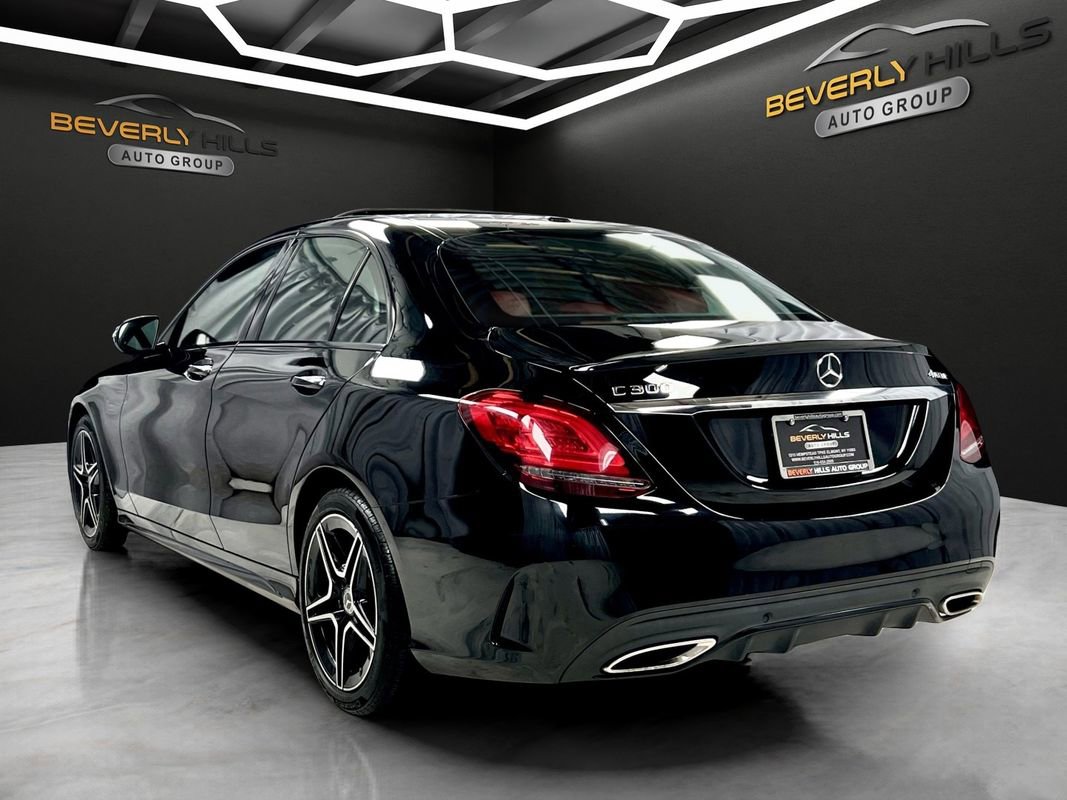 Used 2019 Mercedes-Benz C 300 4MATIC Sedan image 3