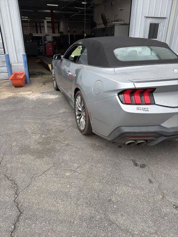 Used 2024 Ford Mustang GT Premium image 4