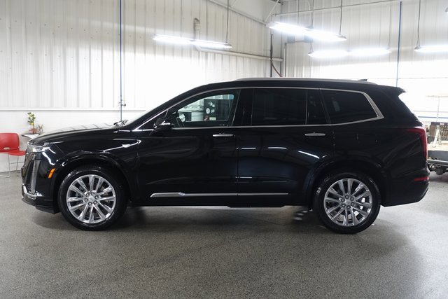 Used 2024 Cadillac XT6 Premium Luxury w/ LPO, Floor Liner Package image 4