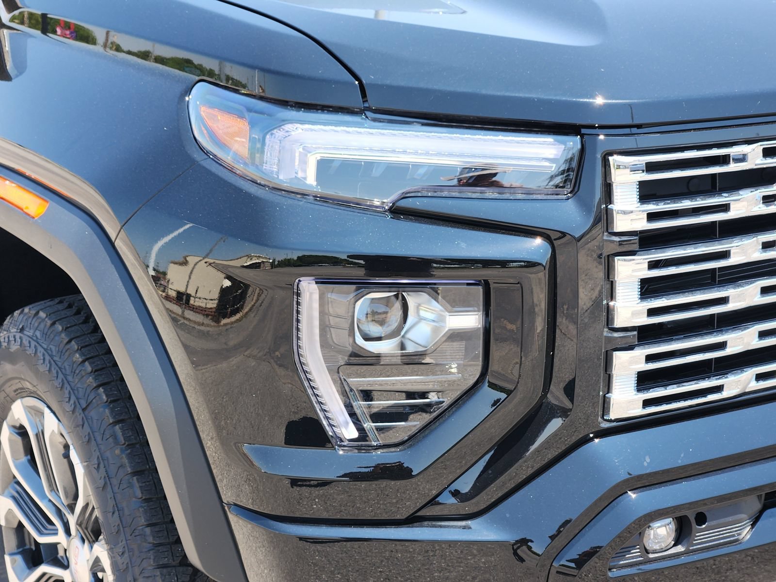 New 2026 GMC Canyon Denali AWD/4WD image 10