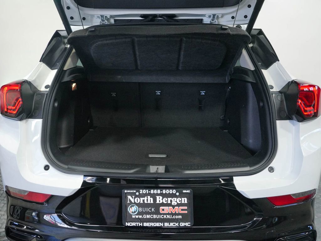 Used 2025 Buick Encore GX Sport Touring w/ Comfort Package FWD image 39