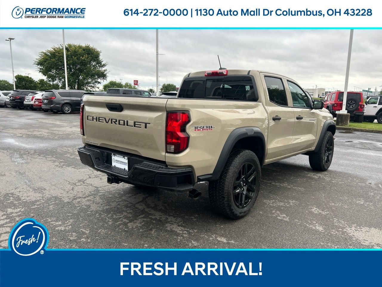 Used 2024 Chevrolet Colorado Trail Boss w/ Technology Package AWD/4WD image 4