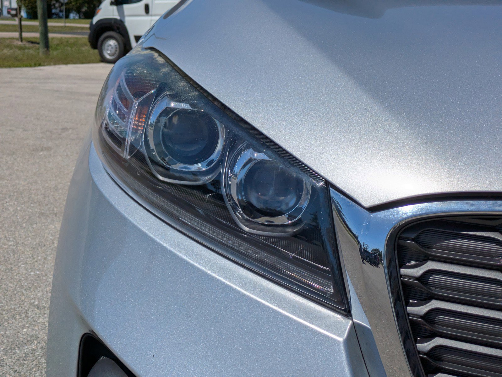 Certified 2019 Kia Sorento EX w/ EX Touring Package image 8