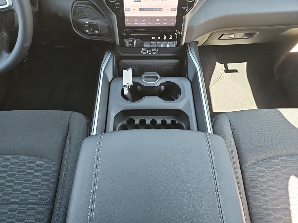 New 2026 RAM 2500 Big Horn AWD/4WD image 30