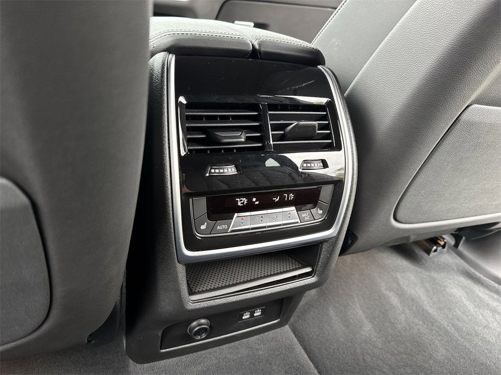 Used 2026 BMW X5 M60i image 38