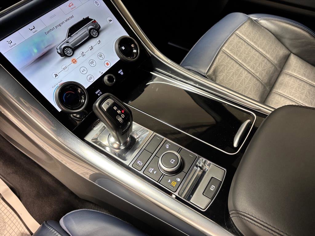 Used 2018 Land Rover Range Rover Sport HSE Dynamic image 14