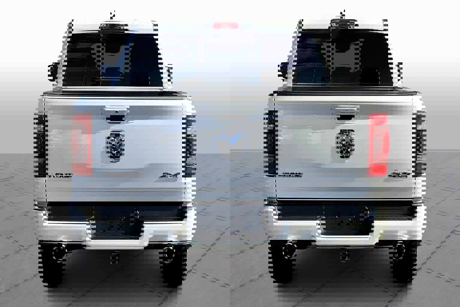 Used 2021 RAM 1500 Laramie w/ Sport Appearance Package image 4