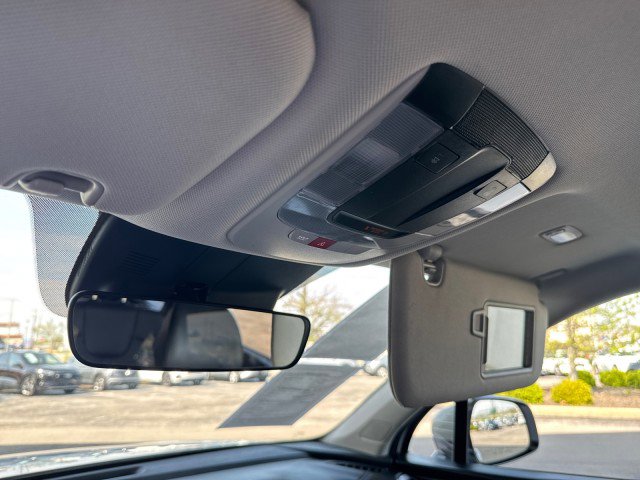 Used 2024 Kia Sorento S AWD/4WD image 14