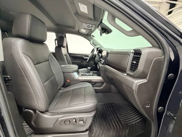 Certified 2022 Chevrolet Silverado 1500 LTZ w/ LTZ Convenience Package II AWD/4WD image 28