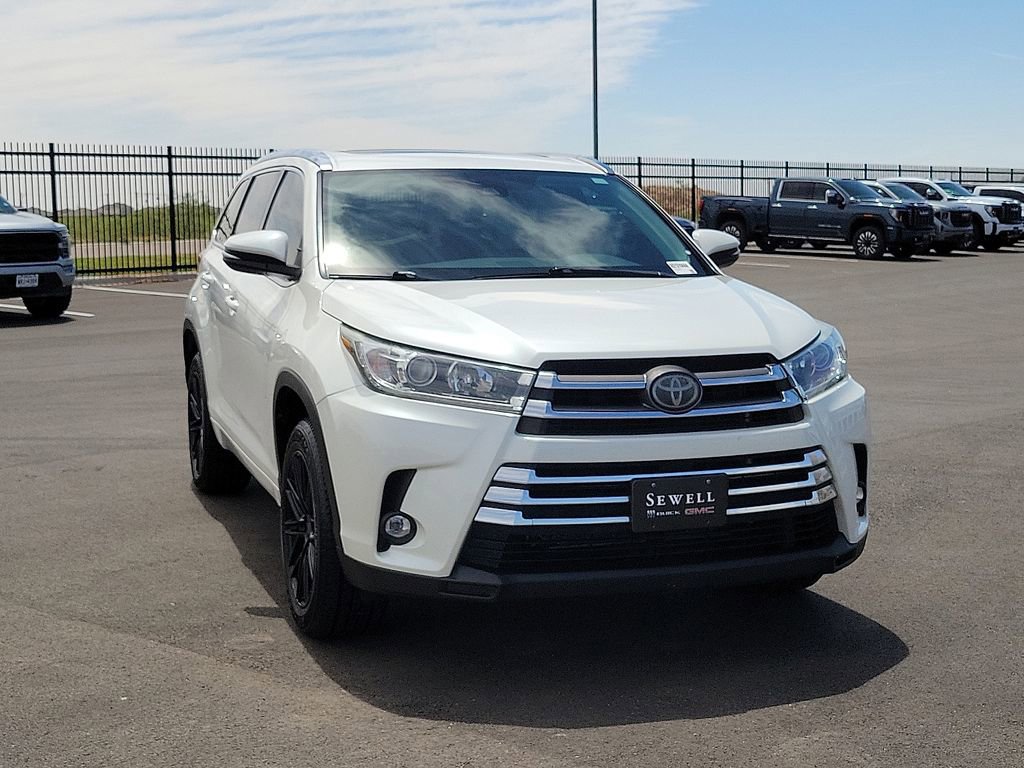 Used 2019 Toyota Highlander Limited FWD image 7