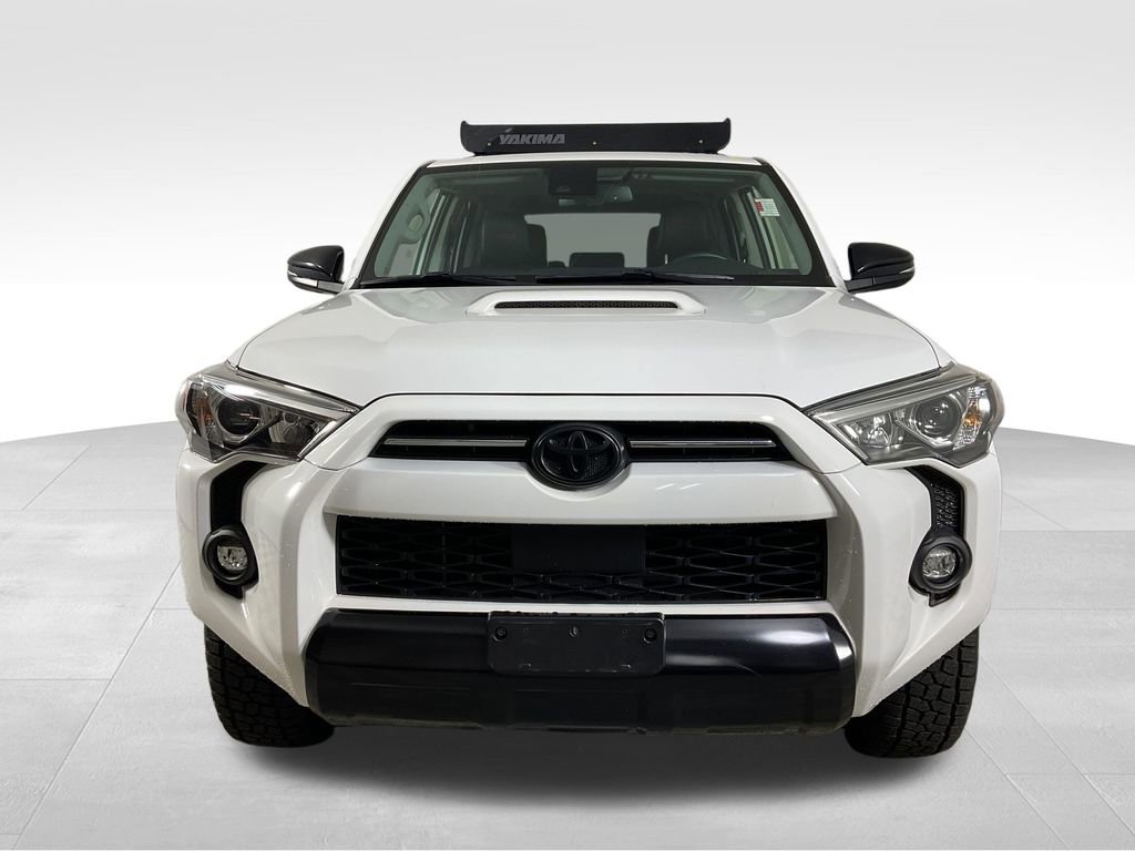 Used 2021 Toyota 4Runner Venture w/ Moonroof Package image 3