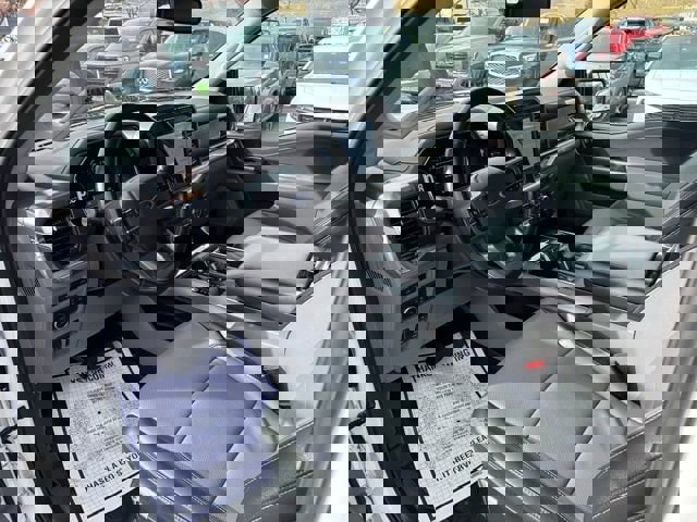 Used 2021 Ford F150 Lariat w/ Equipment Group 502A High image 14