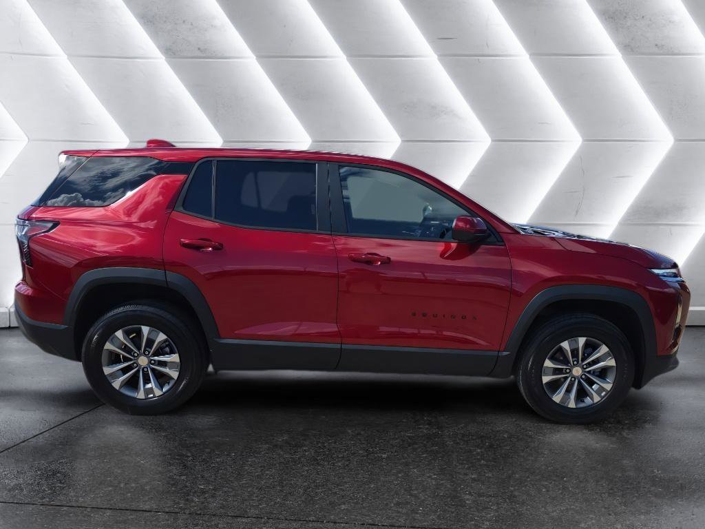 New 2026 Chevrolet Equinox LT w/ Safety and Technology Package FWD image 4