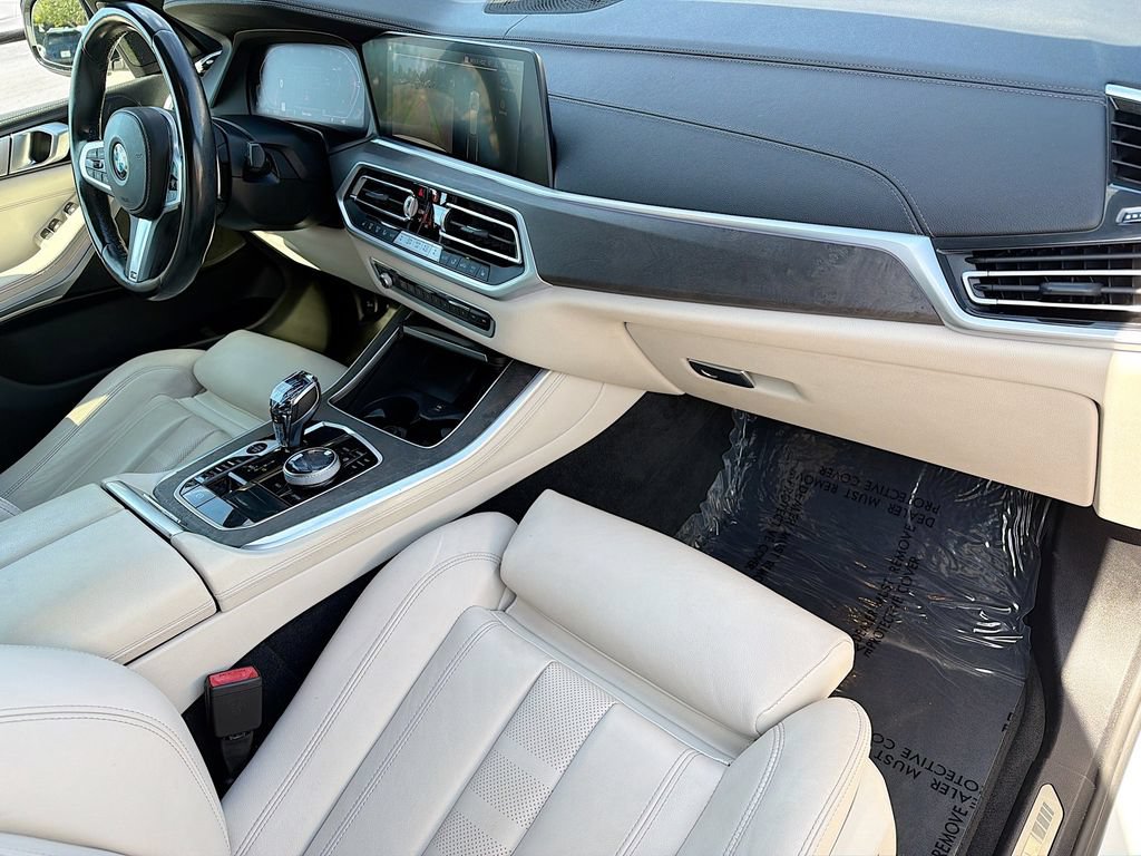 Used 2021 BMW X5 sDrive40i w/ M Sport Package RWD image 13