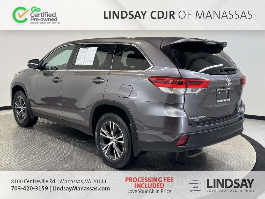 Used 2019 Toyota Highlander LE image 6