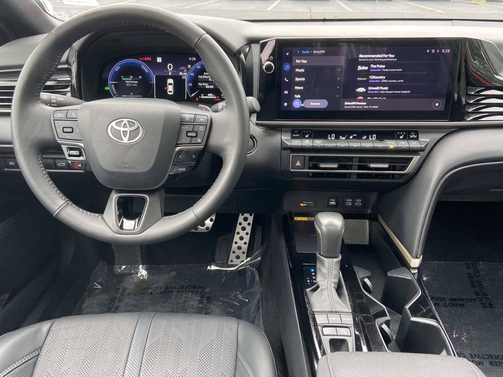 Used 2025 Toyota Camry XSE FWD image 20
