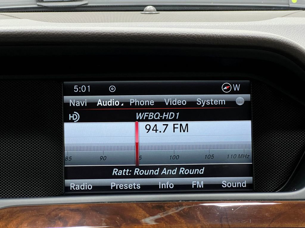 Used 2013 Mercedes-Benz C 300 4MATIC Sedan image 24