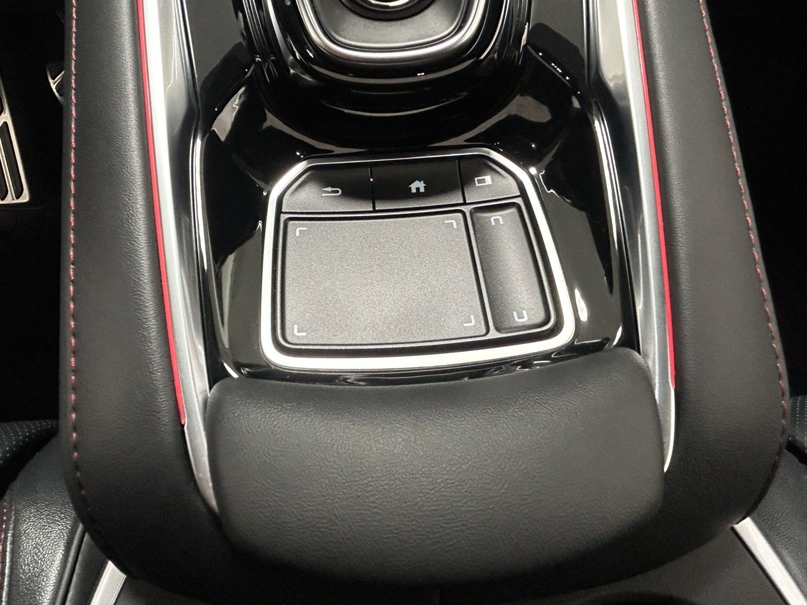 Used 2025 Acura RDX AWD w/ A-Spec & Advance Pkg image 24