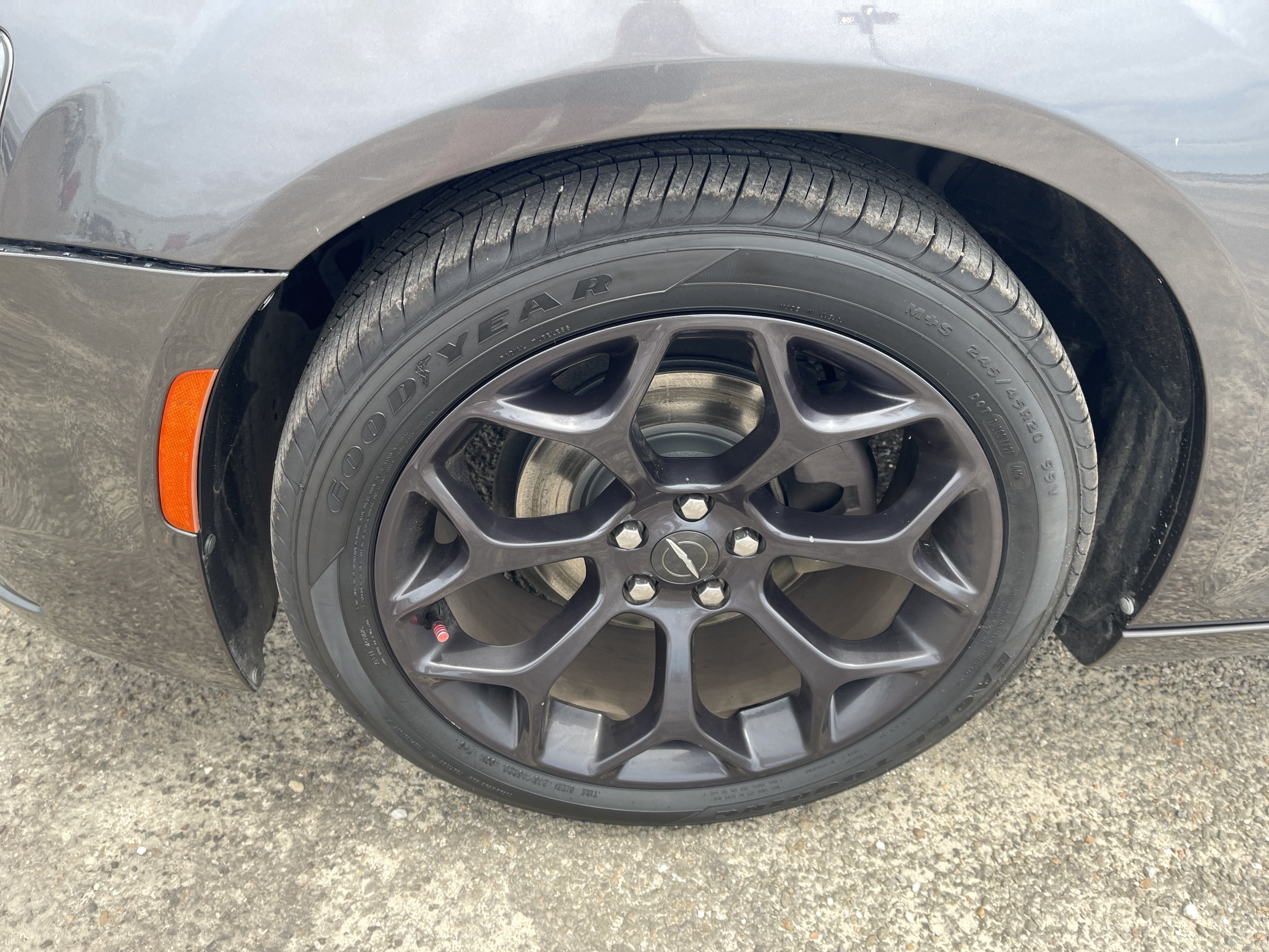 Used 2020 Chrysler 300 S RWD image 11