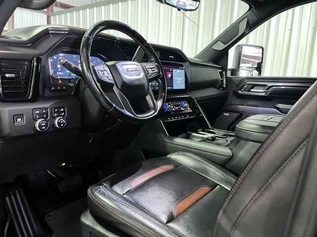 Used 2024 GMC Sierra 2500 AT4 w/ Technology Package AWD/4WD image 10