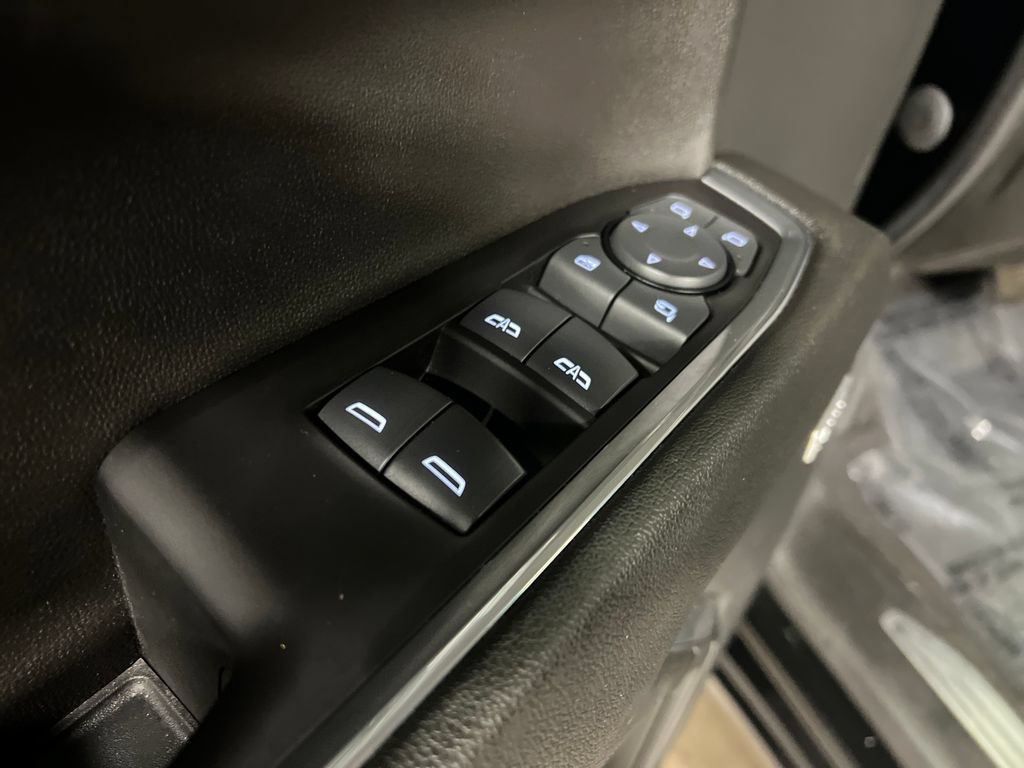 Certified 2023 Chevrolet Silverado 1500 LTZ w/ LTZ Convenience Package II AWD/4WD image 16