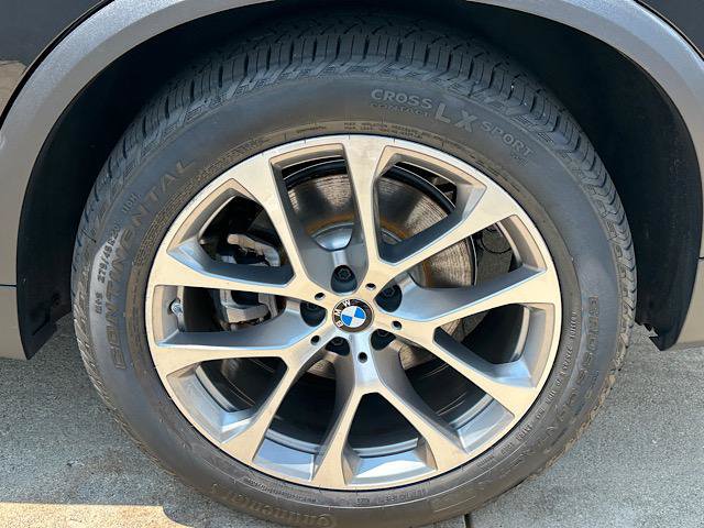 Used 2023 BMW X5 xDrive40i w/ Premium Package AWD/4WD image 31