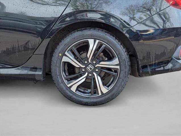 Used 2017 Honda Civic Touring image 9