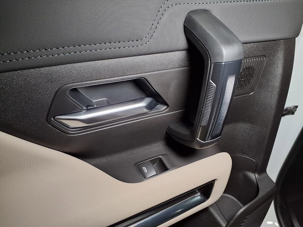 Used 2026 GMC Hummer EV SUV image 14