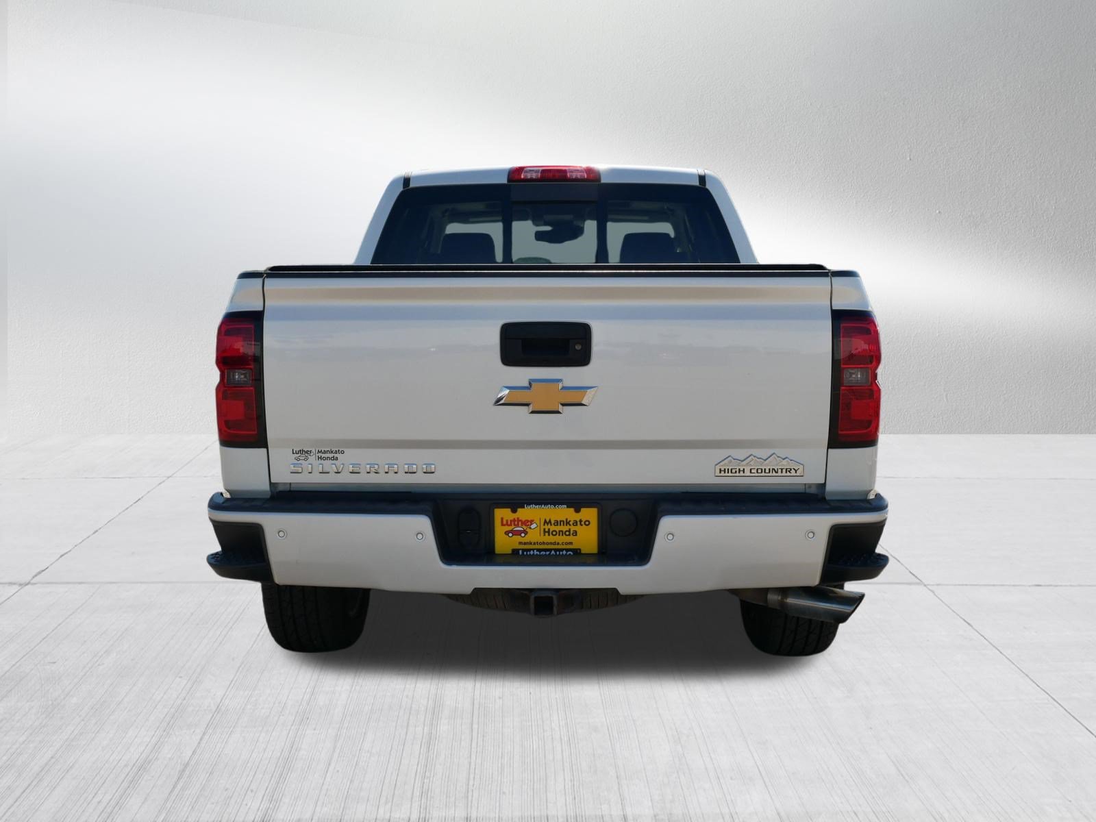 Used 2014 Chevrolet Silverado 1500 High Country w/ High Country Premium Package AWD/4WD image 6