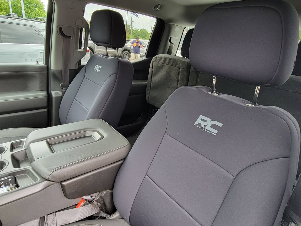 Used 2022 Chevrolet Silverado 1500 LT AWD/4WD image 12
