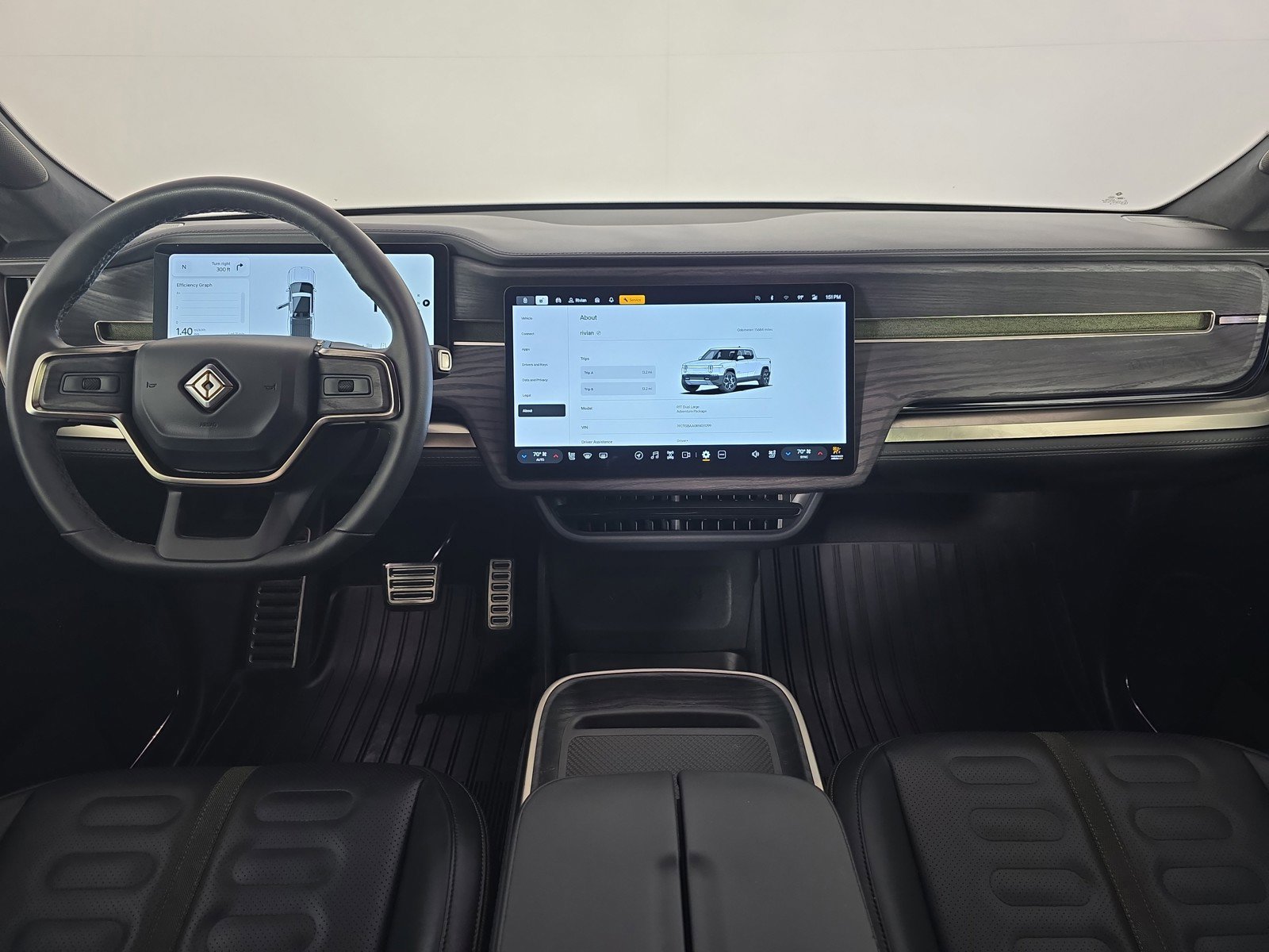 Used 2024 Rivian R1T Adventure AWD/4WD image 25