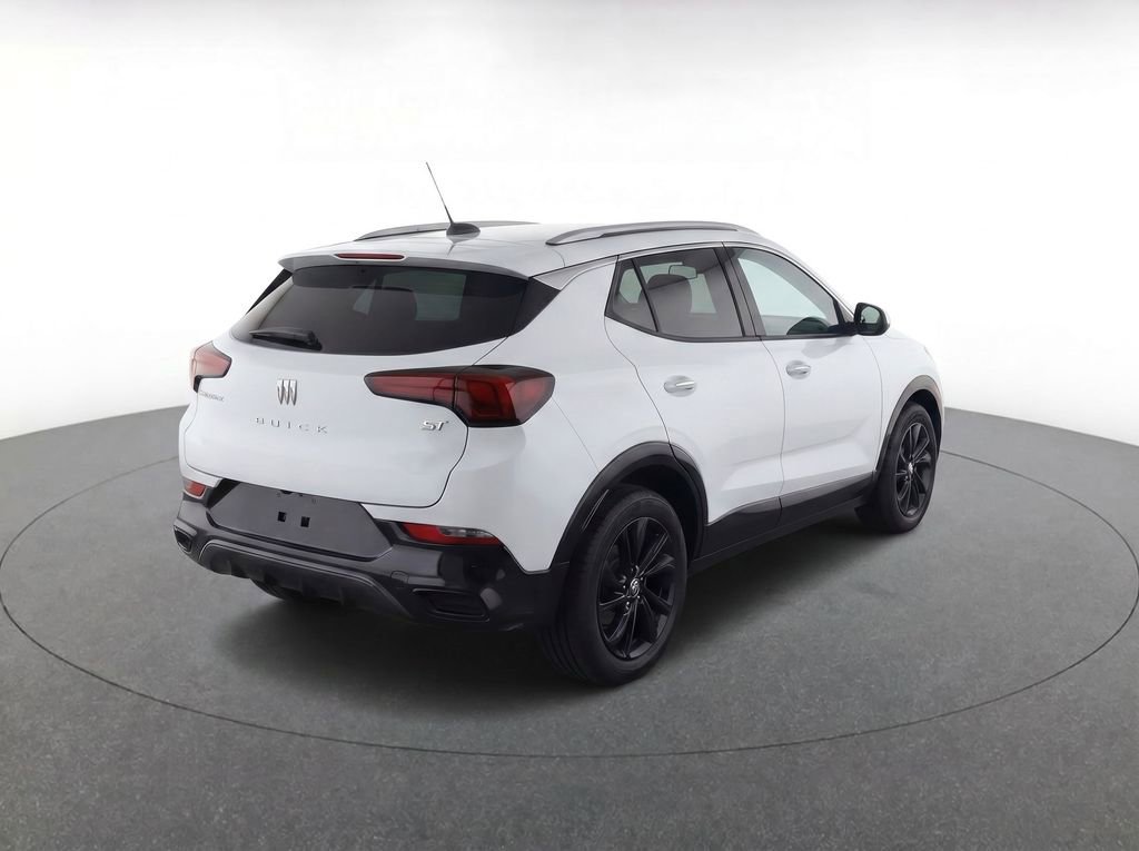 Used 2024 Buick Encore GX Sport Touring FWD image 7